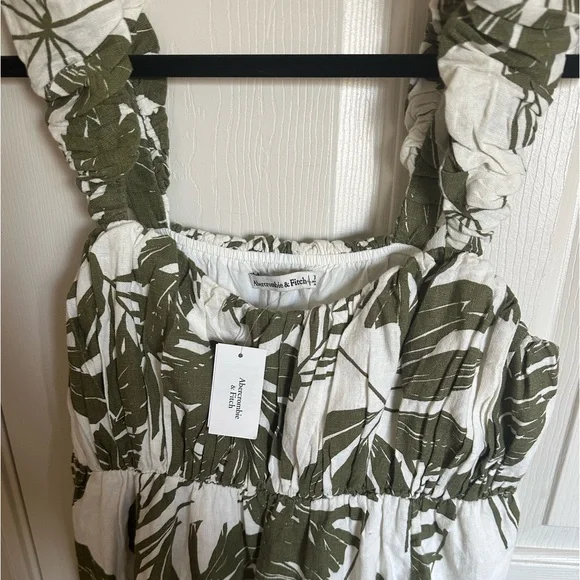 Abercrombie & Fitch Babydoll Dress - Picture 5 of 5